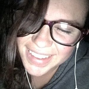 Meet your Posher, Stevee